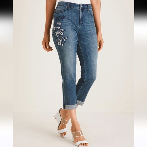 Chico’s So Slimming Floral-Embroidered Girlfriend Ankle/Crop Jeans Sz 0/4 - Picture 1 of 7